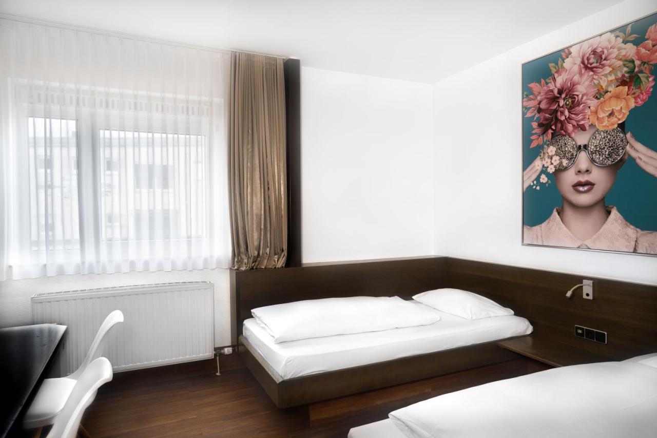 Stadthotel ハイルブロン エクステリア 写真