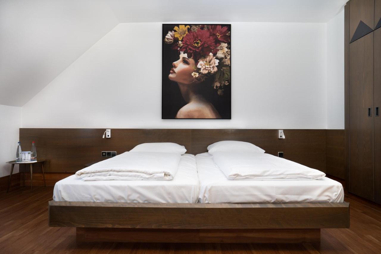 Stadthotel ハイルブロン エクステリア 写真